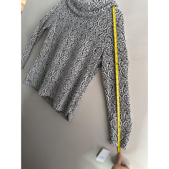 Croft & Barrow Eyelash Knit Cowl Neck Sweater - Medium - Grey & Black Pattern - Picture 13 of 16